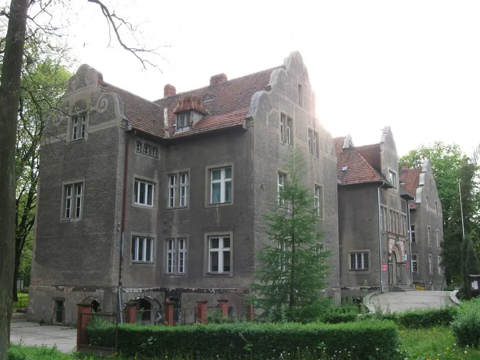 Pałac w Księginicach