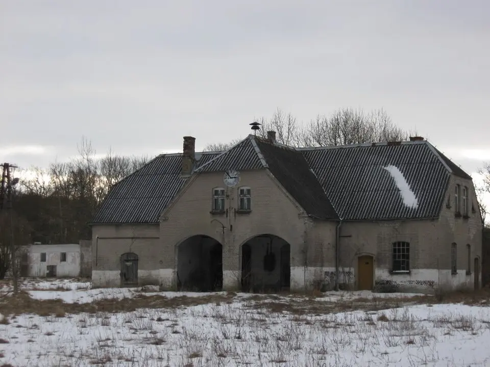 Zespół pałacowo-folwarczny w Chynowiu