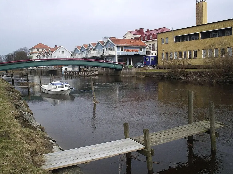 Bild: Harri Blomberg · CC BY-SA 3.0 Kungsbackaån