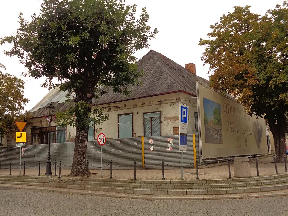 Zajazd, tzw. Pałac Saski