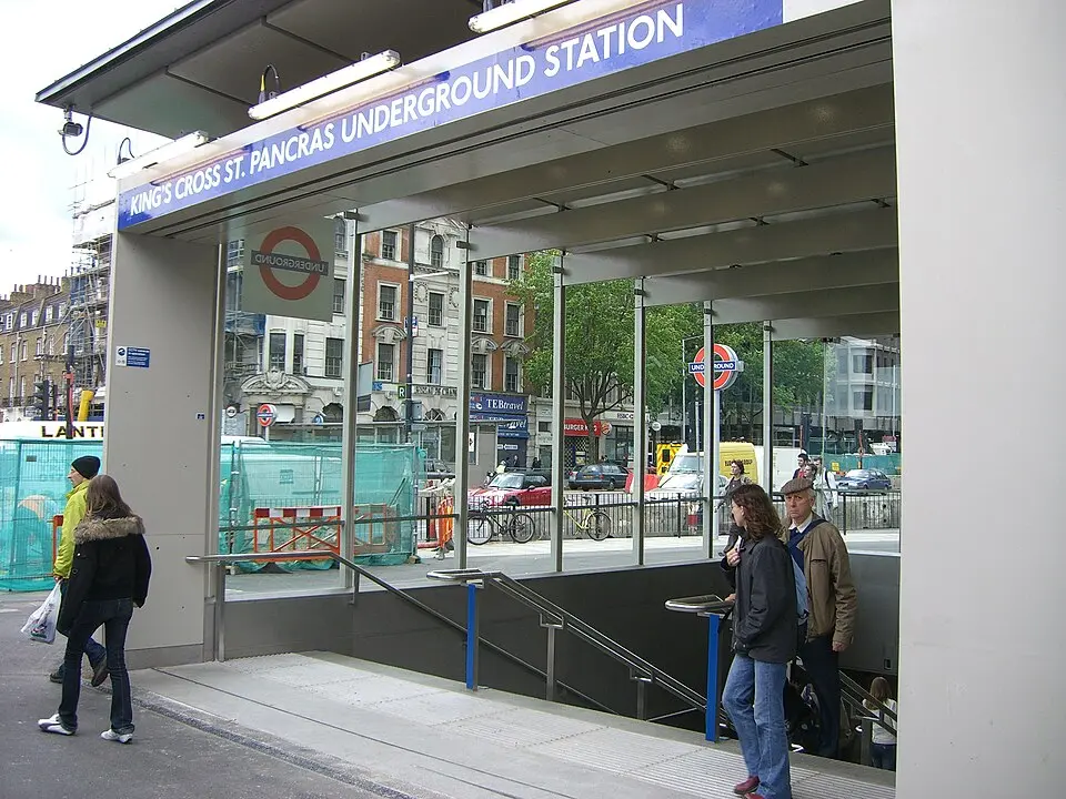 Image: Edward Betts · Public domain King's Cross St. Pancras