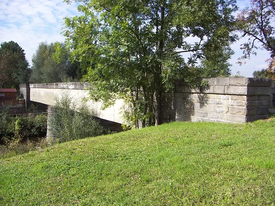 Teile der Bahntrasse, Schleppbahn Normalspur mit der Schleppbahnbrücke