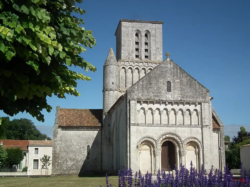 Église de Corme-Écluse