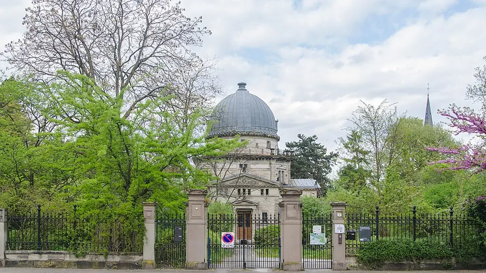 Obrázek: Valentin R. from France · CC0 Štrasburská observatoř