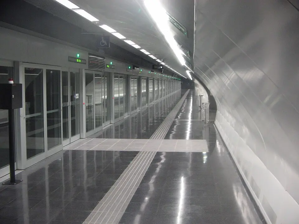 línea 9 del Metro de Barcelona