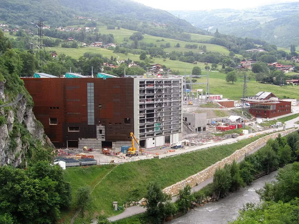 centrale de La Coche