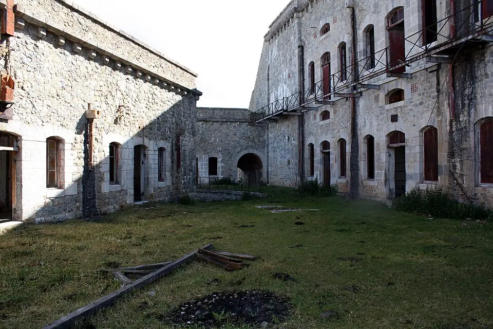 fort de la Croix-de-Bretagne
