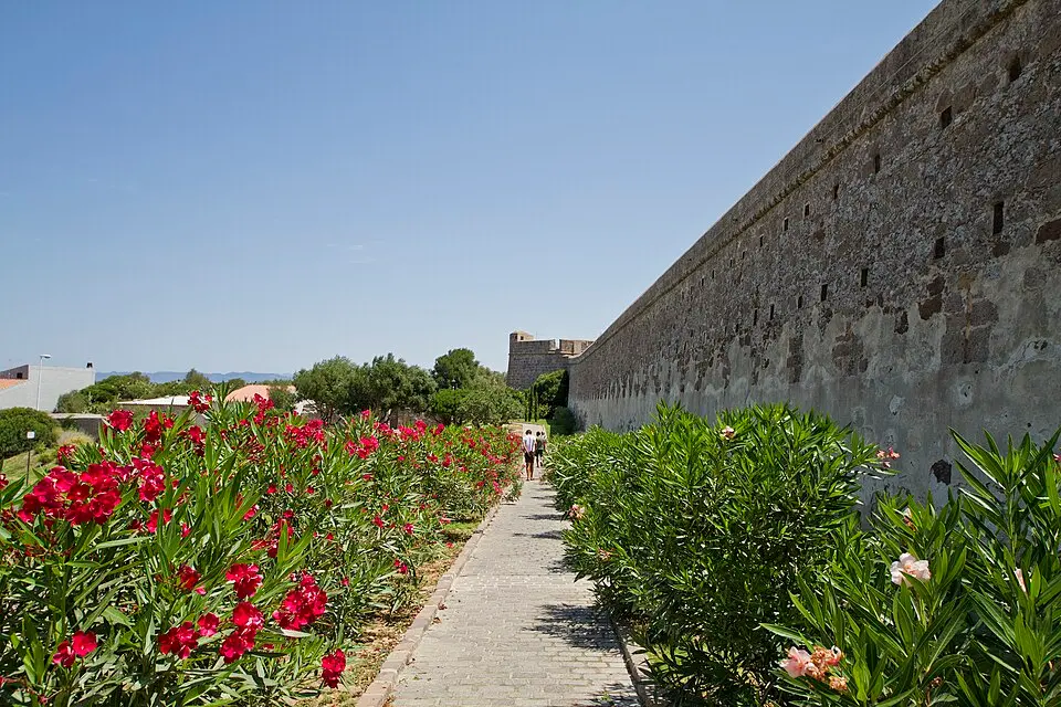 mura di cinta di Carloforte