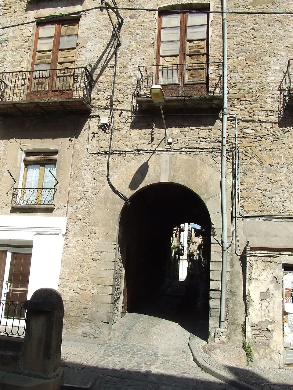 Recinto fortificado medieval de Puebla de Segur