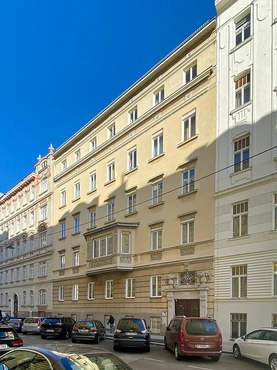 Haus und Kapelle der Kongregation der Oblatinnen des hl. Franz von Sales