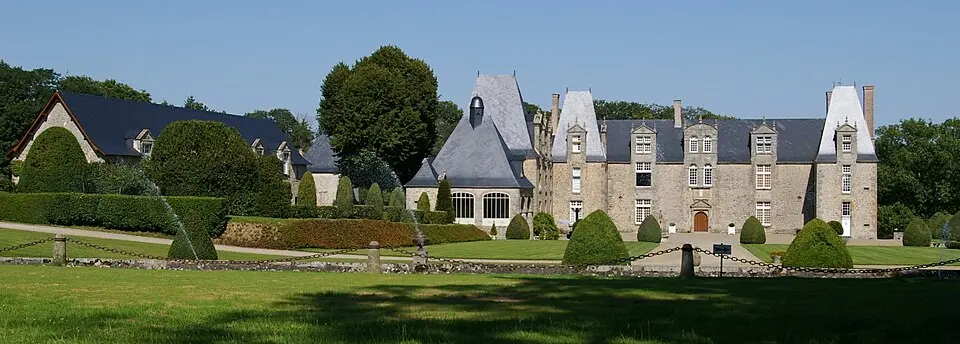 château de la Roche-Pichemer