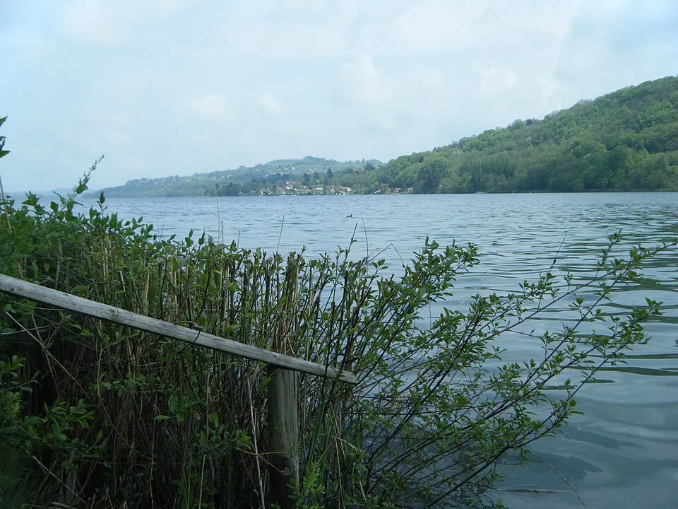lac de Paladru