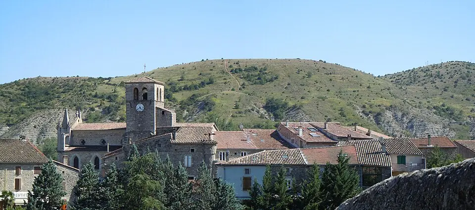 Image: Patrice78500 · CC BY-SA 3.0 Lachapelle-sous-Aubenas
