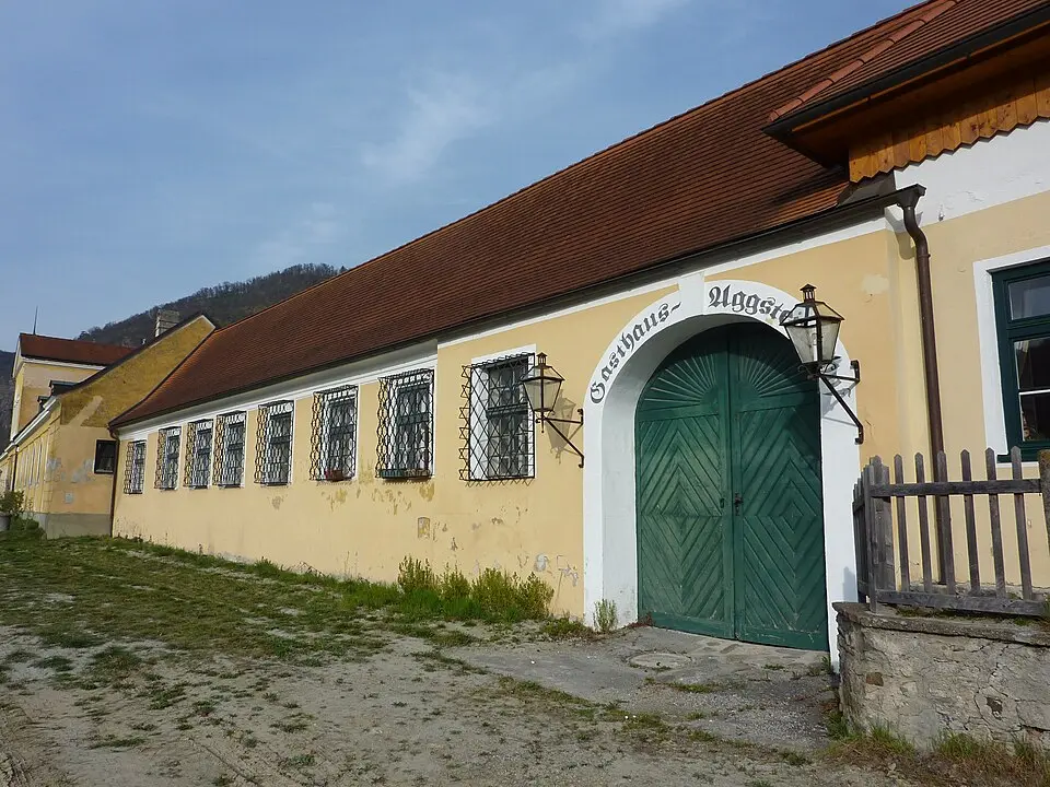 Aggstein: Vom Schiffsanleger zur Burg