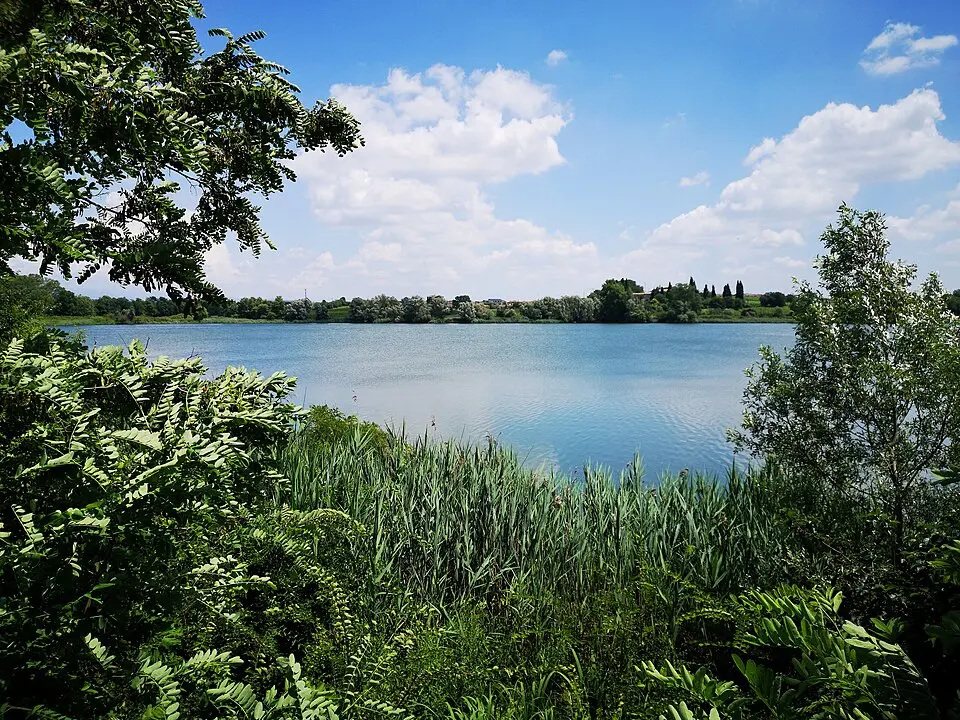 lago del Frassino