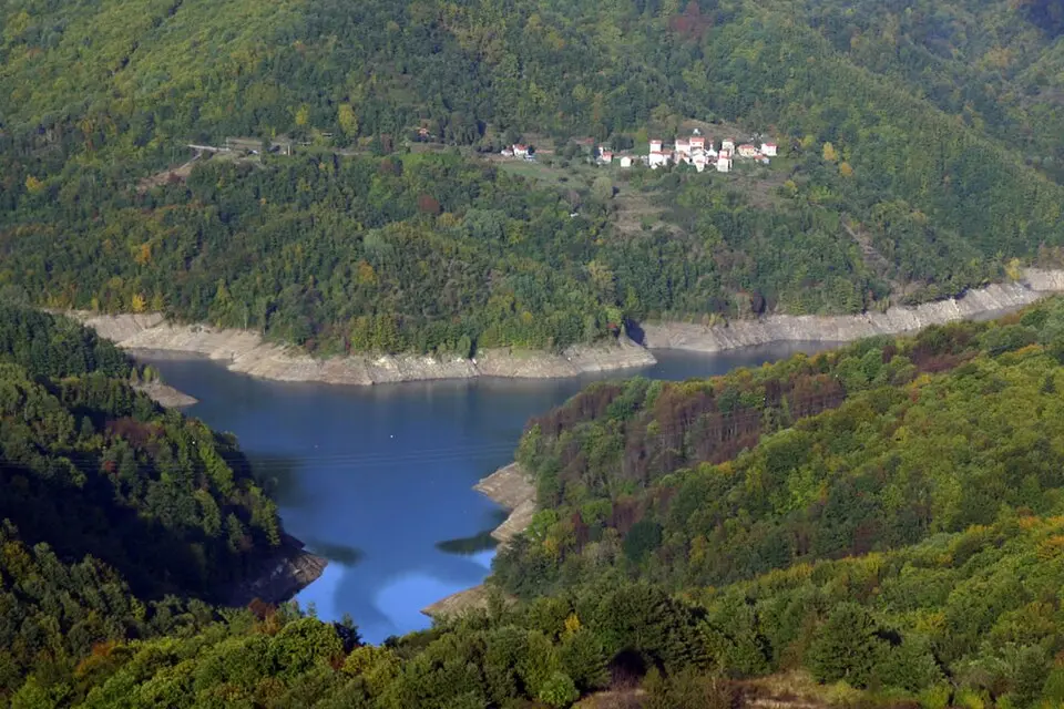 Lago del Brugneto