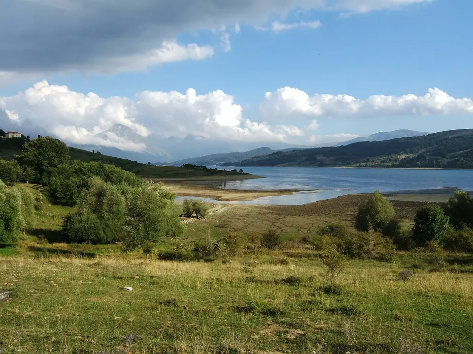 Lago de Campotosto