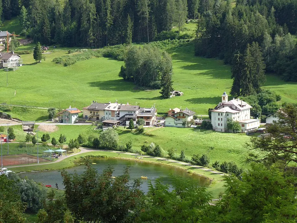 Lago