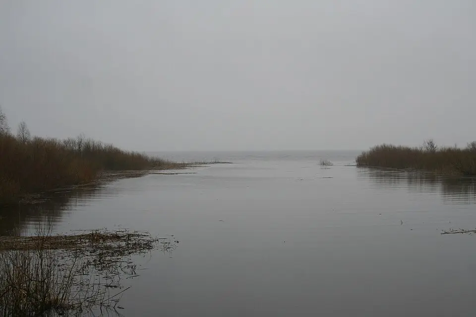 Lahe