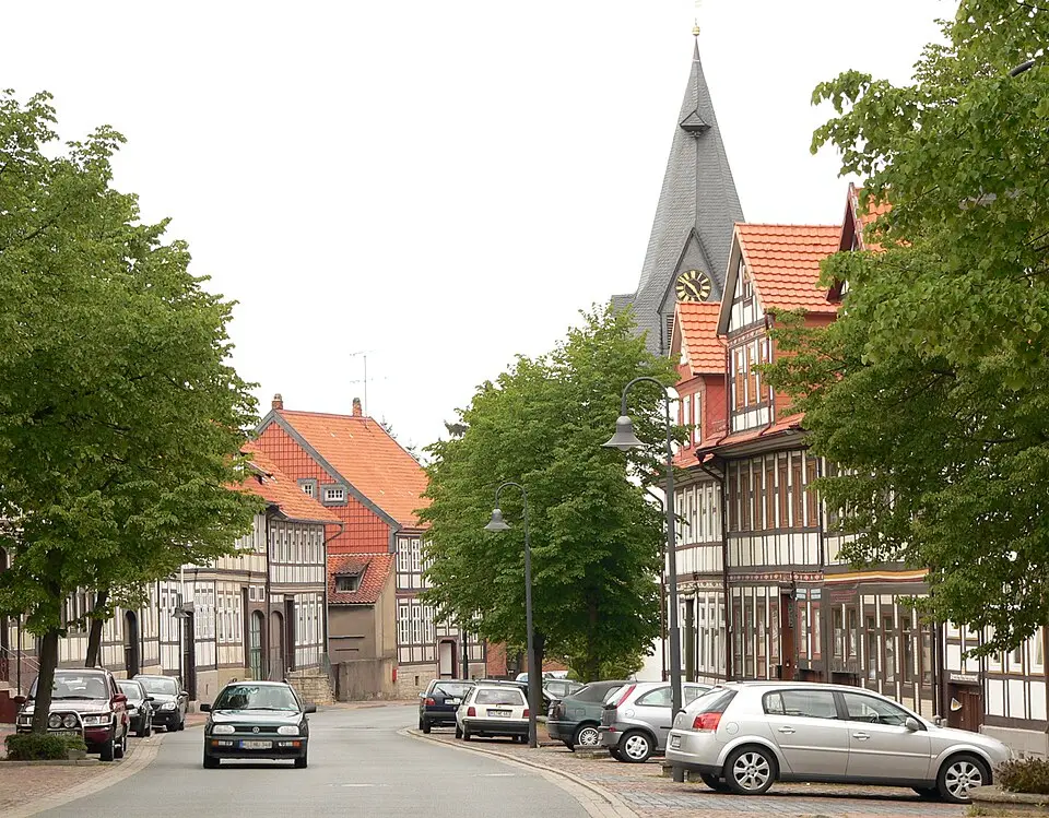 Image: Axel Hindemith · Public domain Lamspringe
