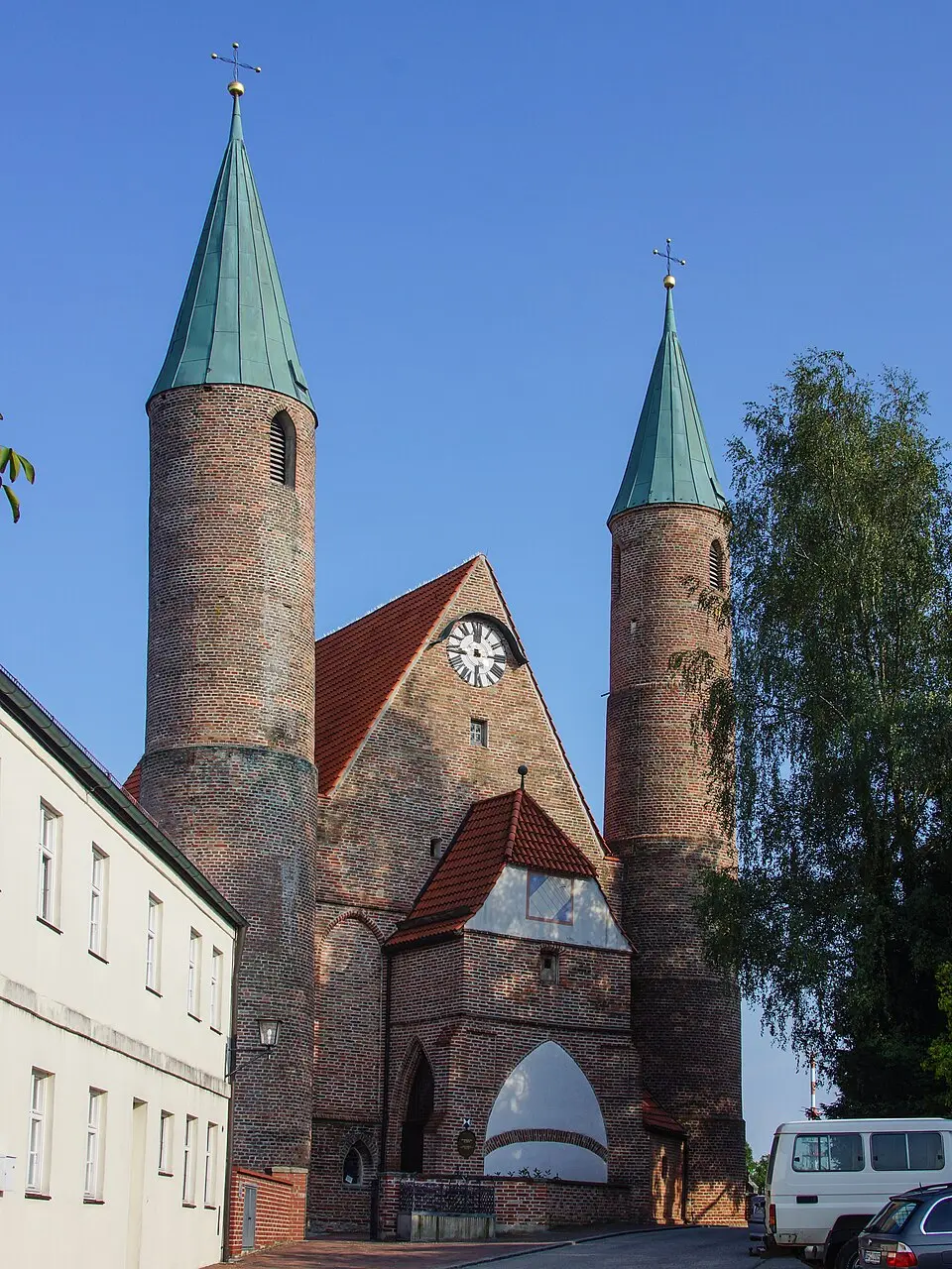 Image: Fischest · CC BY-SA 3.0 Heilig Blut (Landshut)