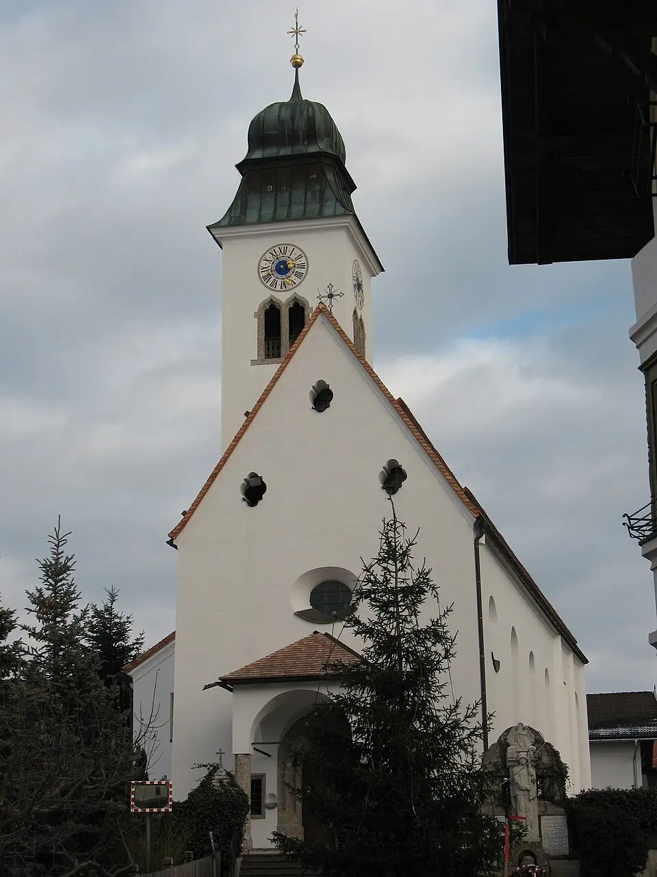 Obrázok: Jürgele (talk) · CC BY-SA 3.0 AT Pfarrkirche Lans