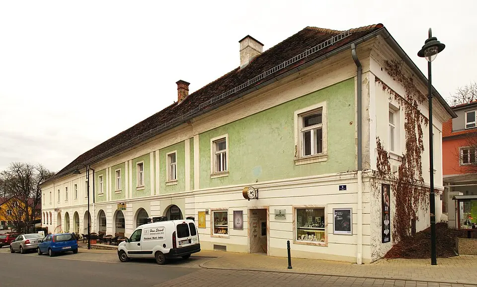 Image: Clemens PFEIFFER · CC BY 3.0 „Zum Hirschen“