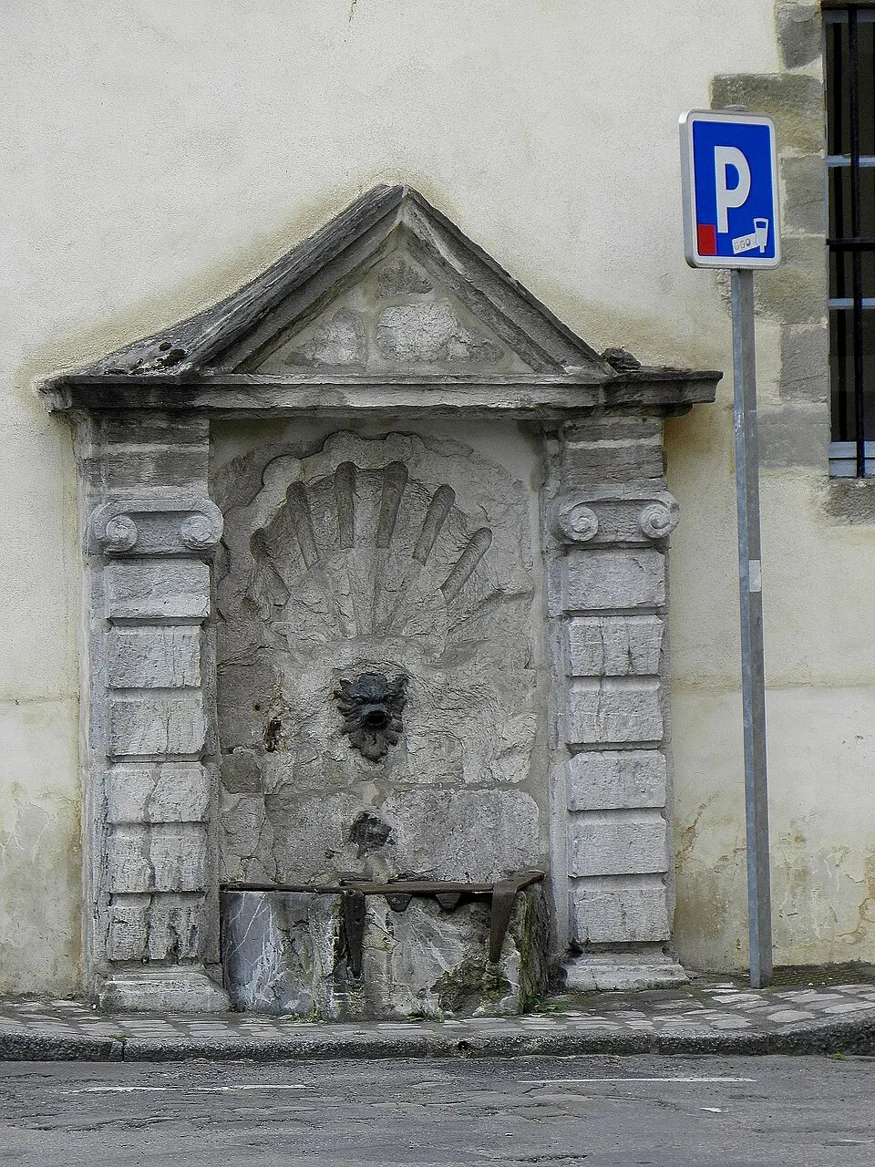 fontaine de Saint-Tugal