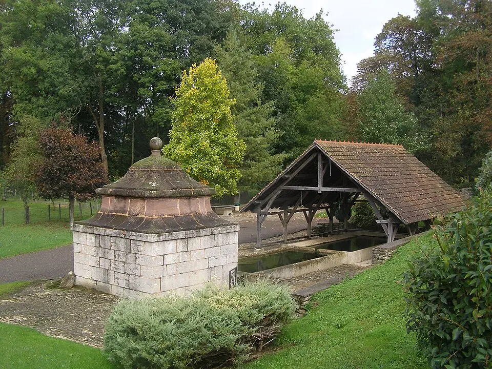 fontaine-lavoir de Fallon