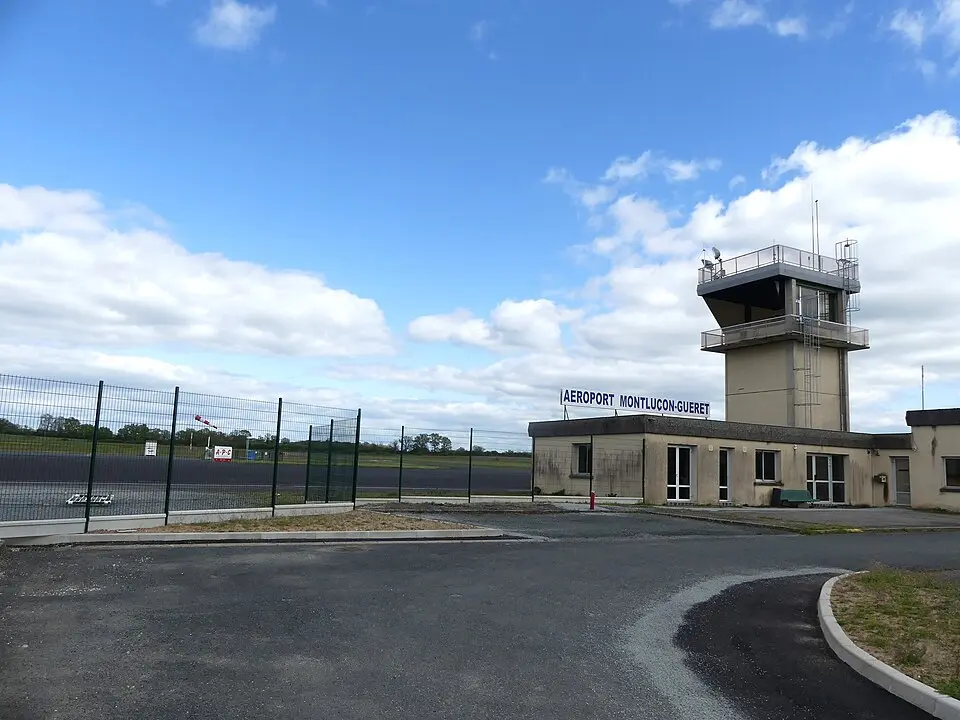 aérodrome de Montluçon Guéret