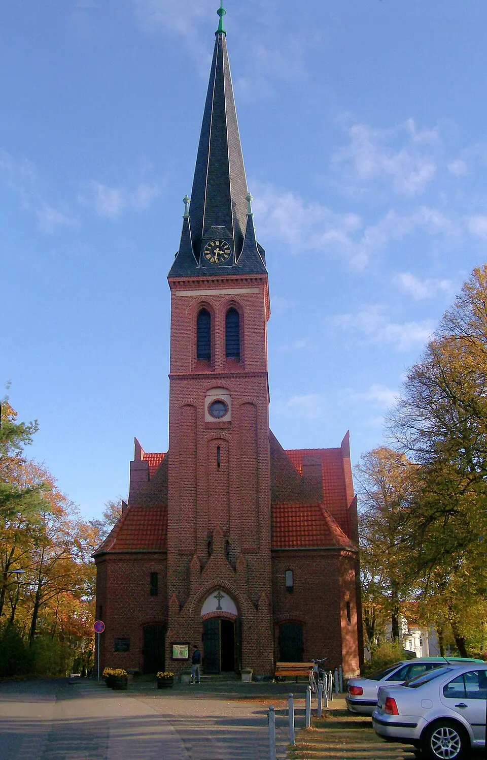 Obrázek: MrsMyerDE · CC BY-SA 3.0 Ahlbecker Kirche