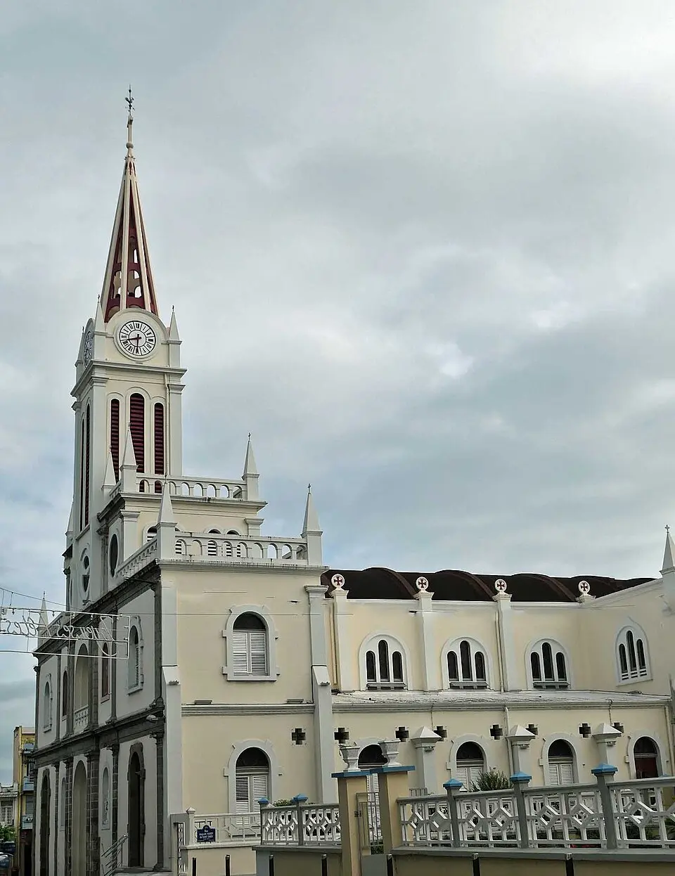 église Saint-Laurent du Lamentin