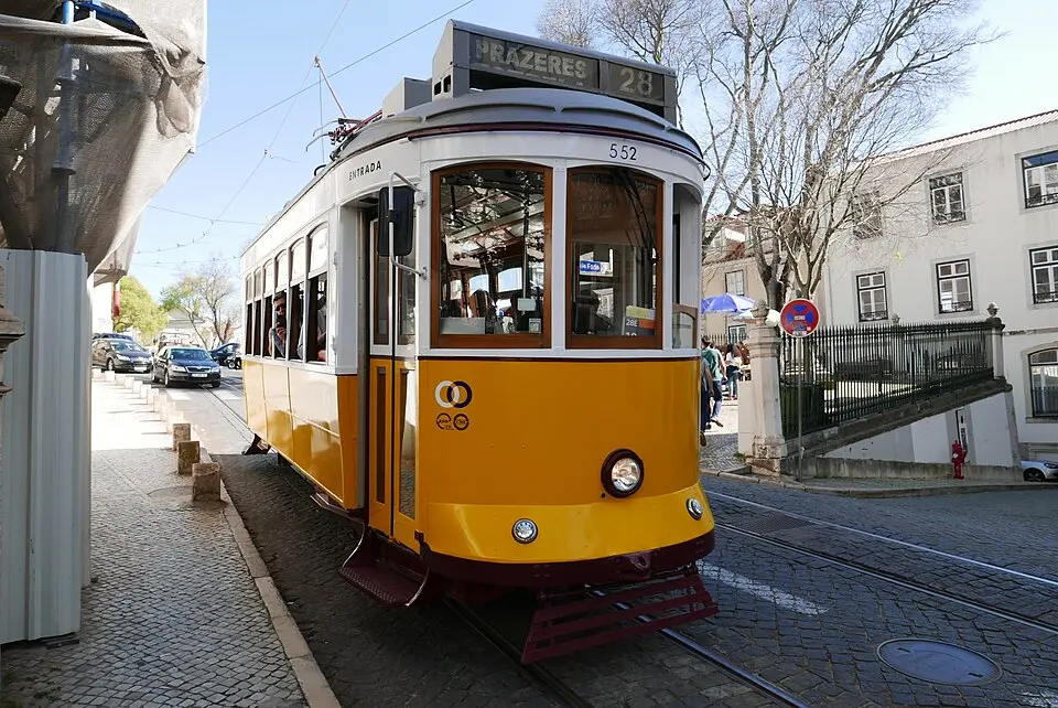 ligne 28E