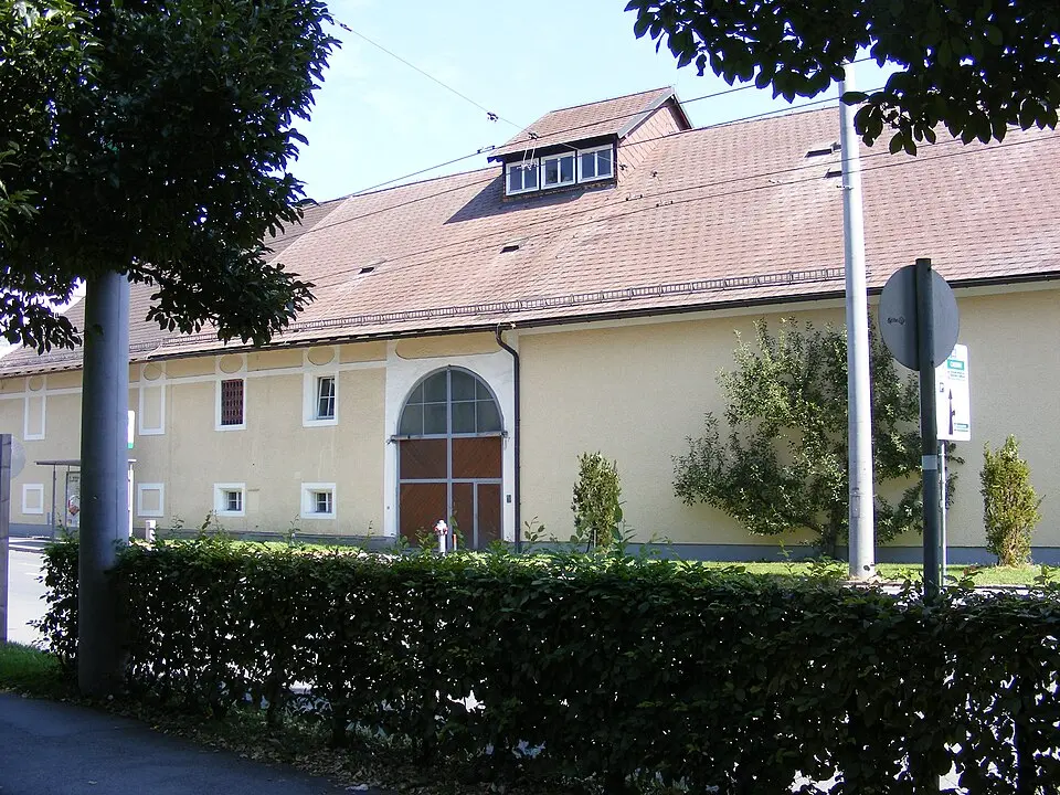 Wirtschaftsgebäude des Aiglhofs