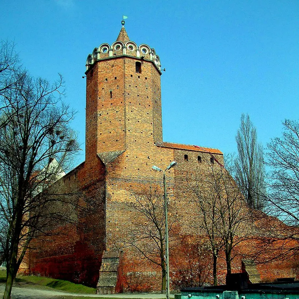 Wieża i mury