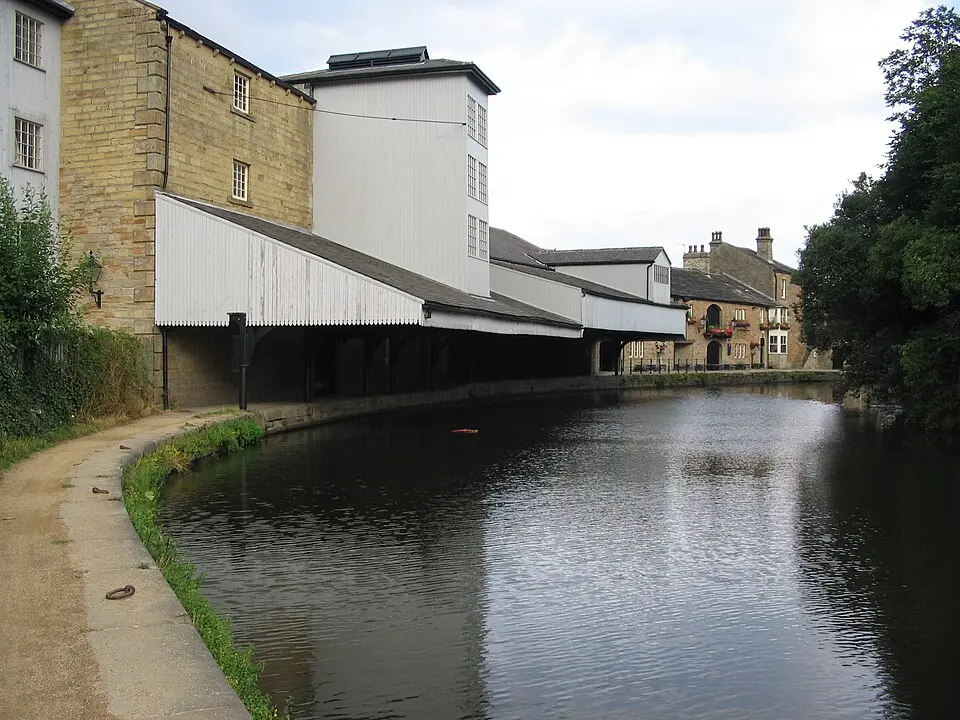 Leeds and Liverpool Canal