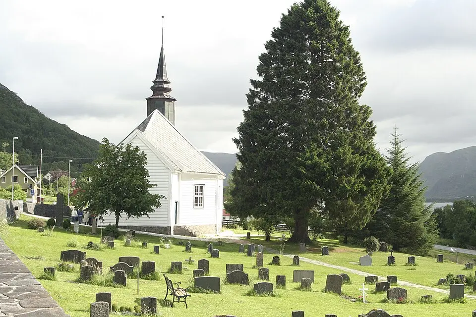 Leikanger kirke