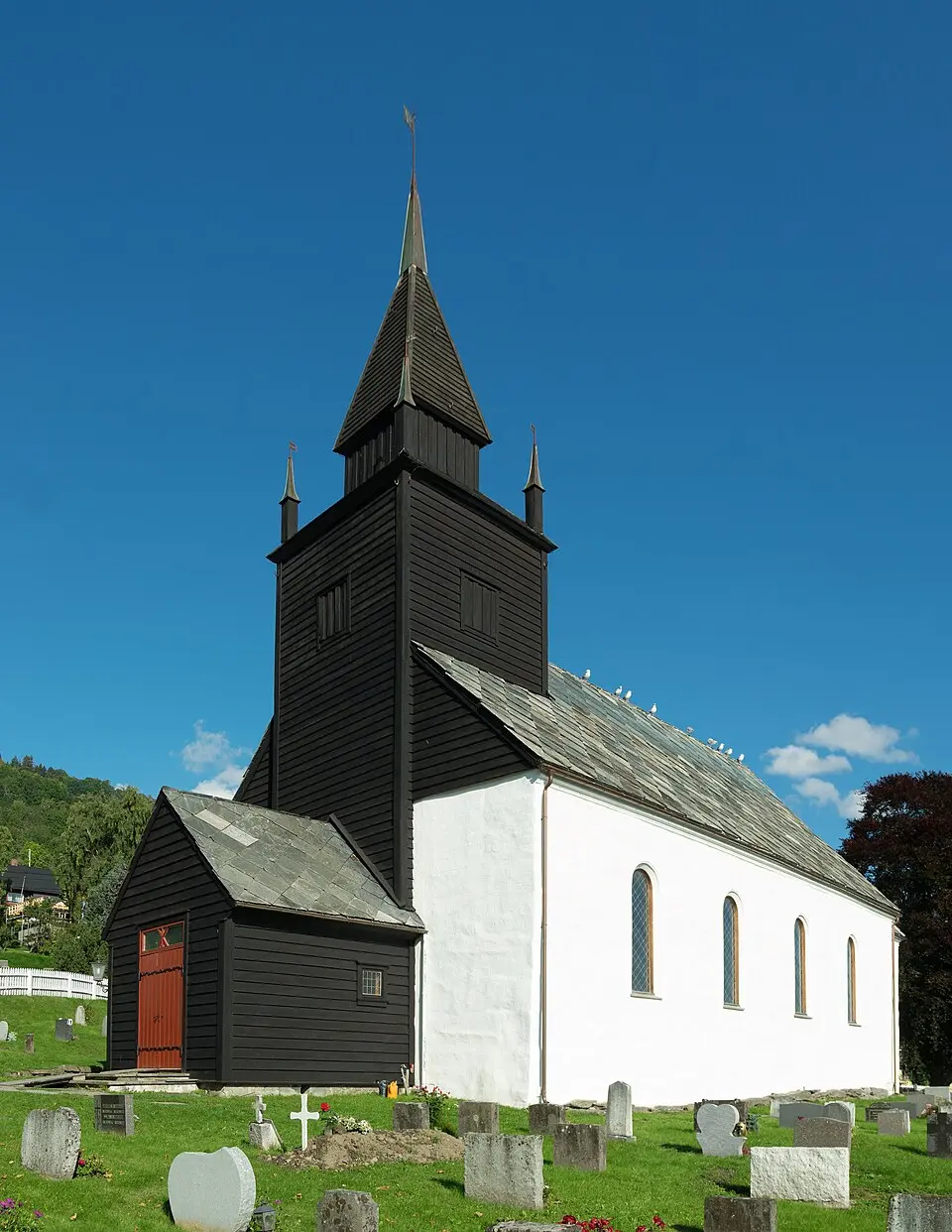 Leikanger kirke