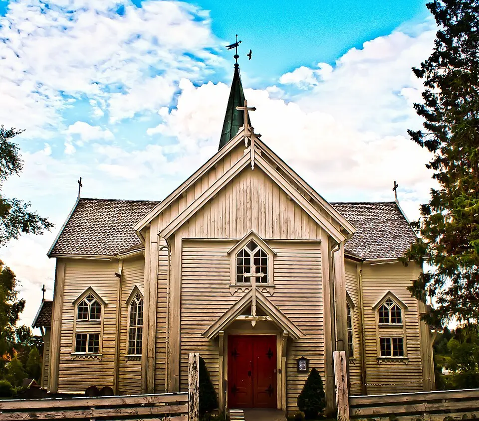 Leirfjord Church