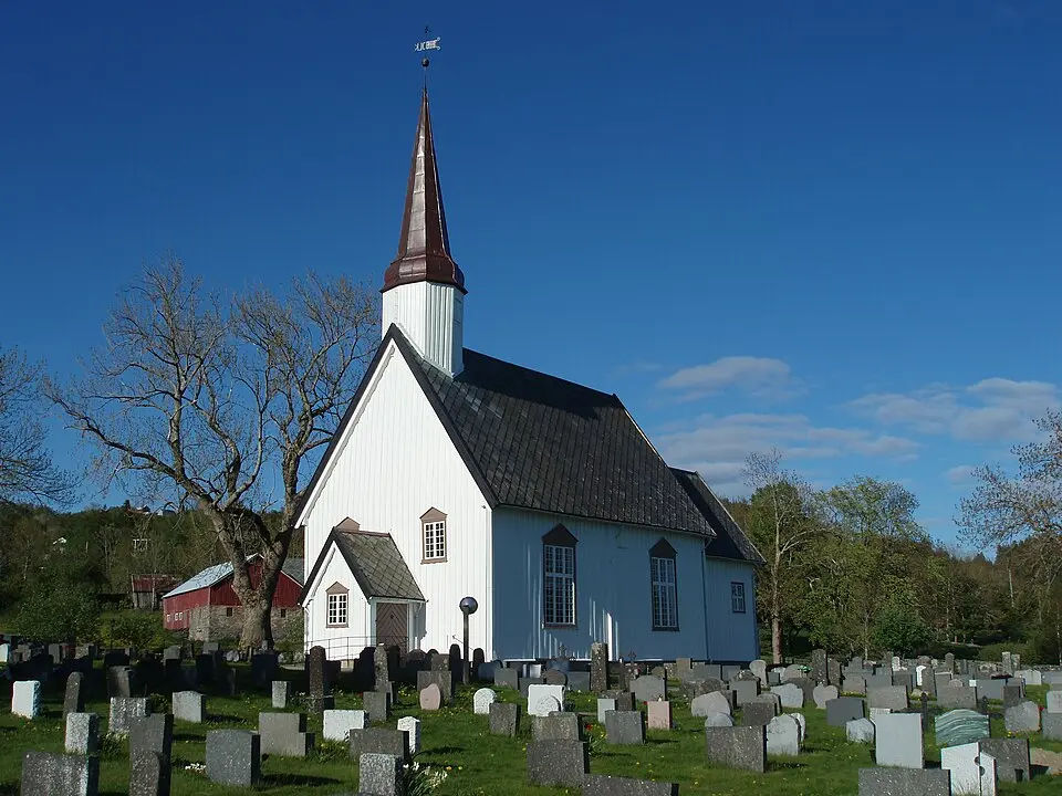 Leksvik kirke