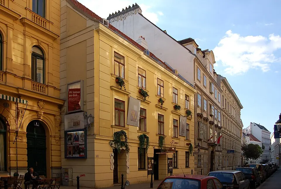 Miethaus, Vorstadthaus Zum Ritter St. Georg