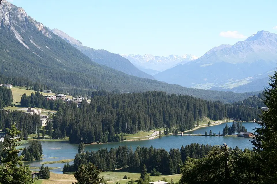 Image: upload by Adrian Michael · CC BY-SA 3.0 Heidsee