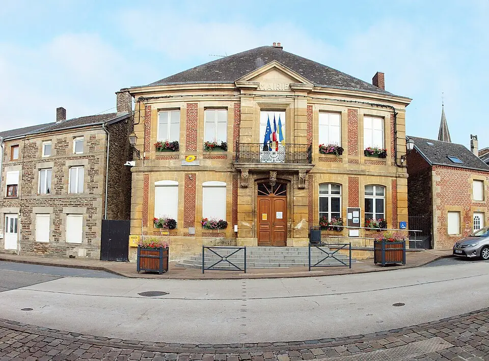 Les Mazures