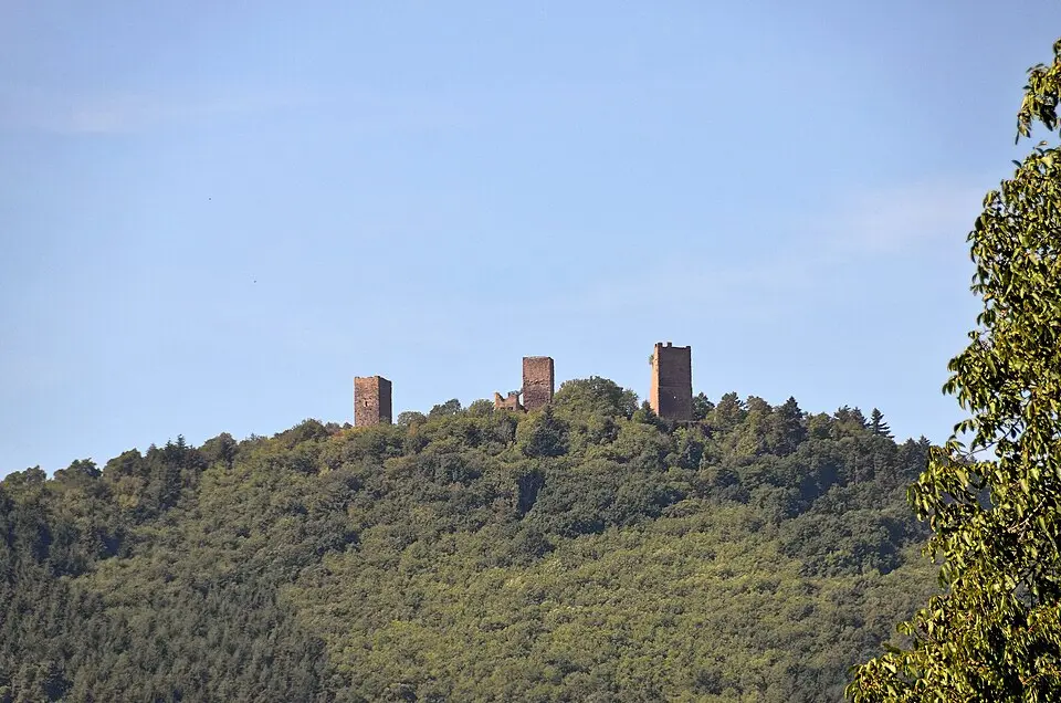 Les Trois Châteaux