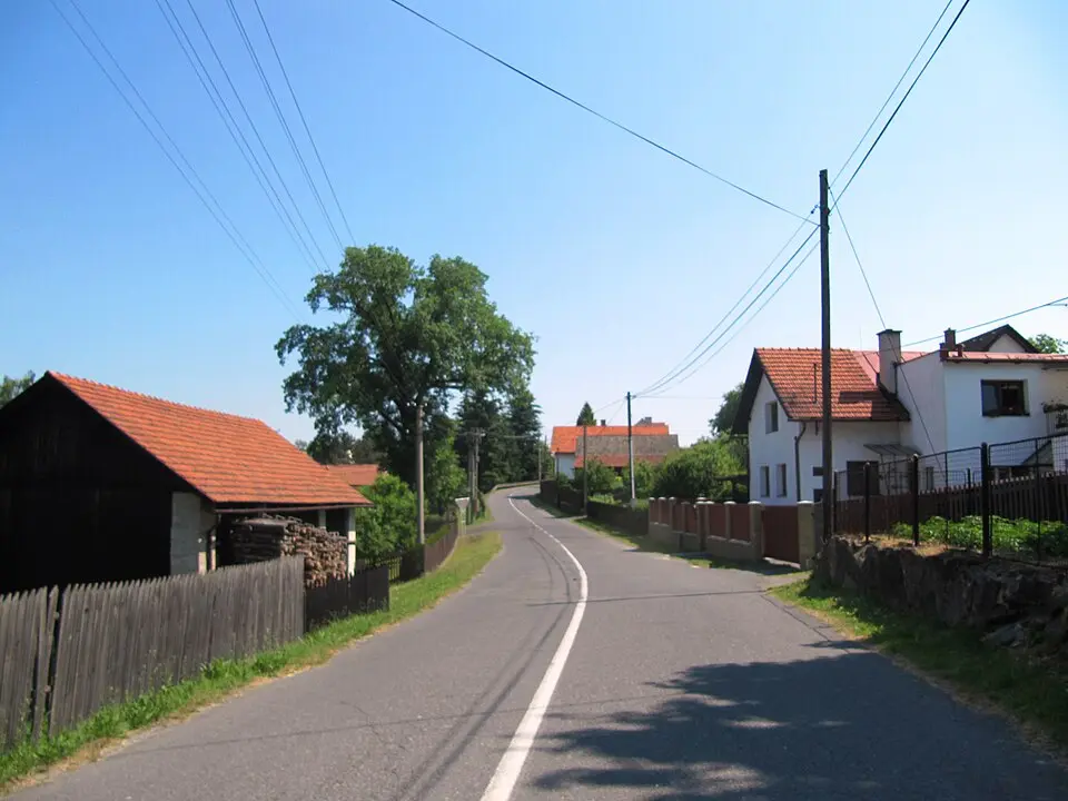 Leskovec