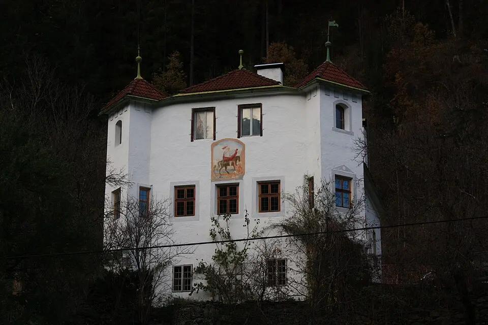 Ansitz Weiherburg
