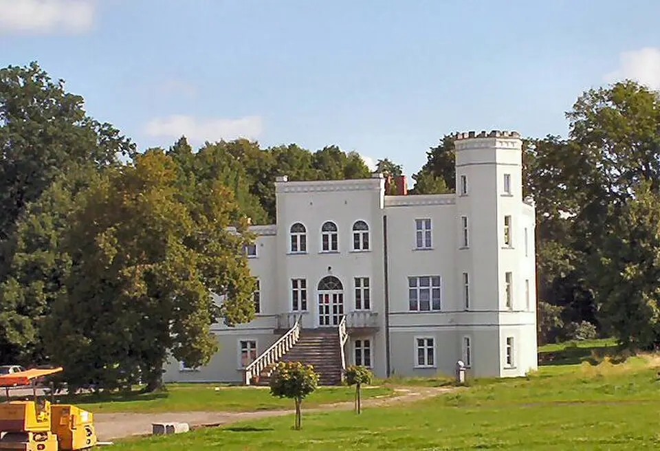 Pałac w Leśnie Górnym