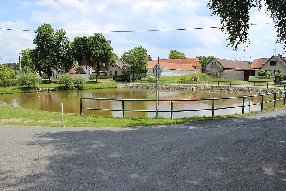 Lhota Bubeneč