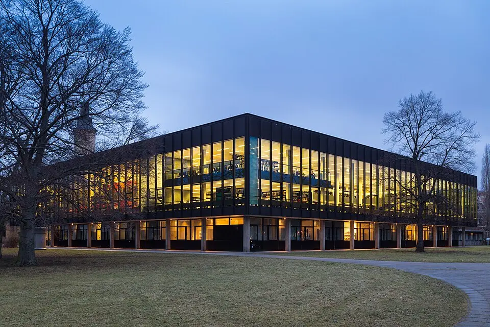 Technische Informationsbibliothek (TIB)