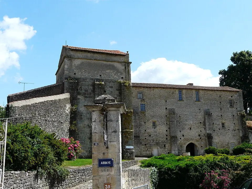 abbaye Saint-Pierre d'Airvault